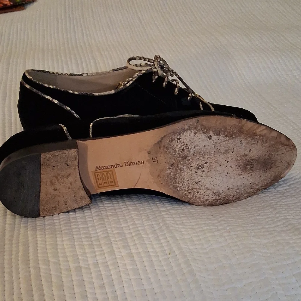 Alexandre Birman Black Velvet Oxfords - Picture 4 of 5